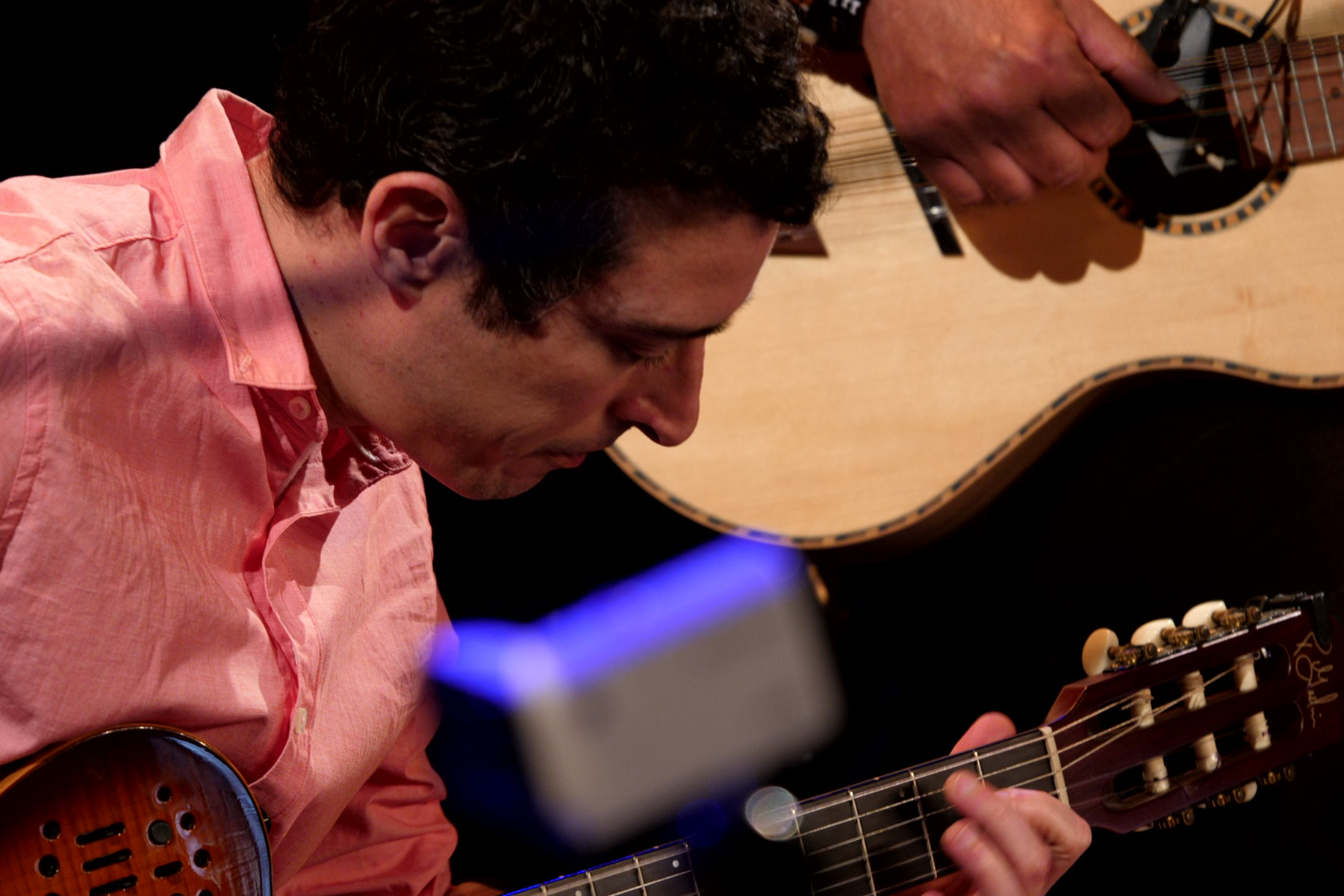 Filipe Dourado : Cavaquinho, Guitare